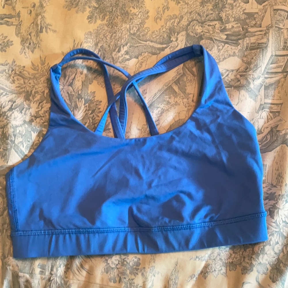 Lululemon sports bra